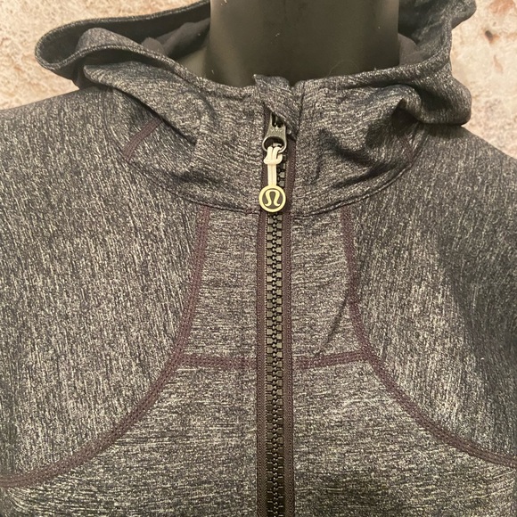 Lululemon Lightweight Grey Hoodie with Ponytail Hole - Picture 4 of 9